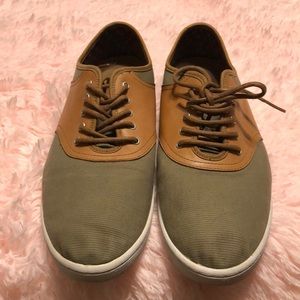 Fred Perry Coyler Saddle Sneakers Size 12